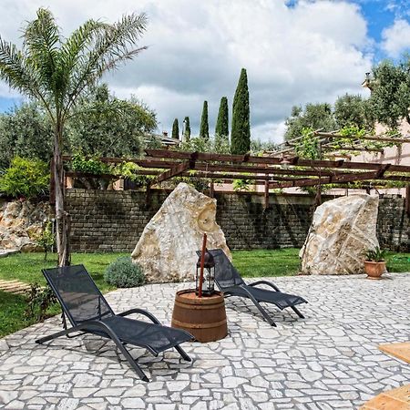 Il Giardino Dei Flintstones B&B Cerveteri Exterior photo