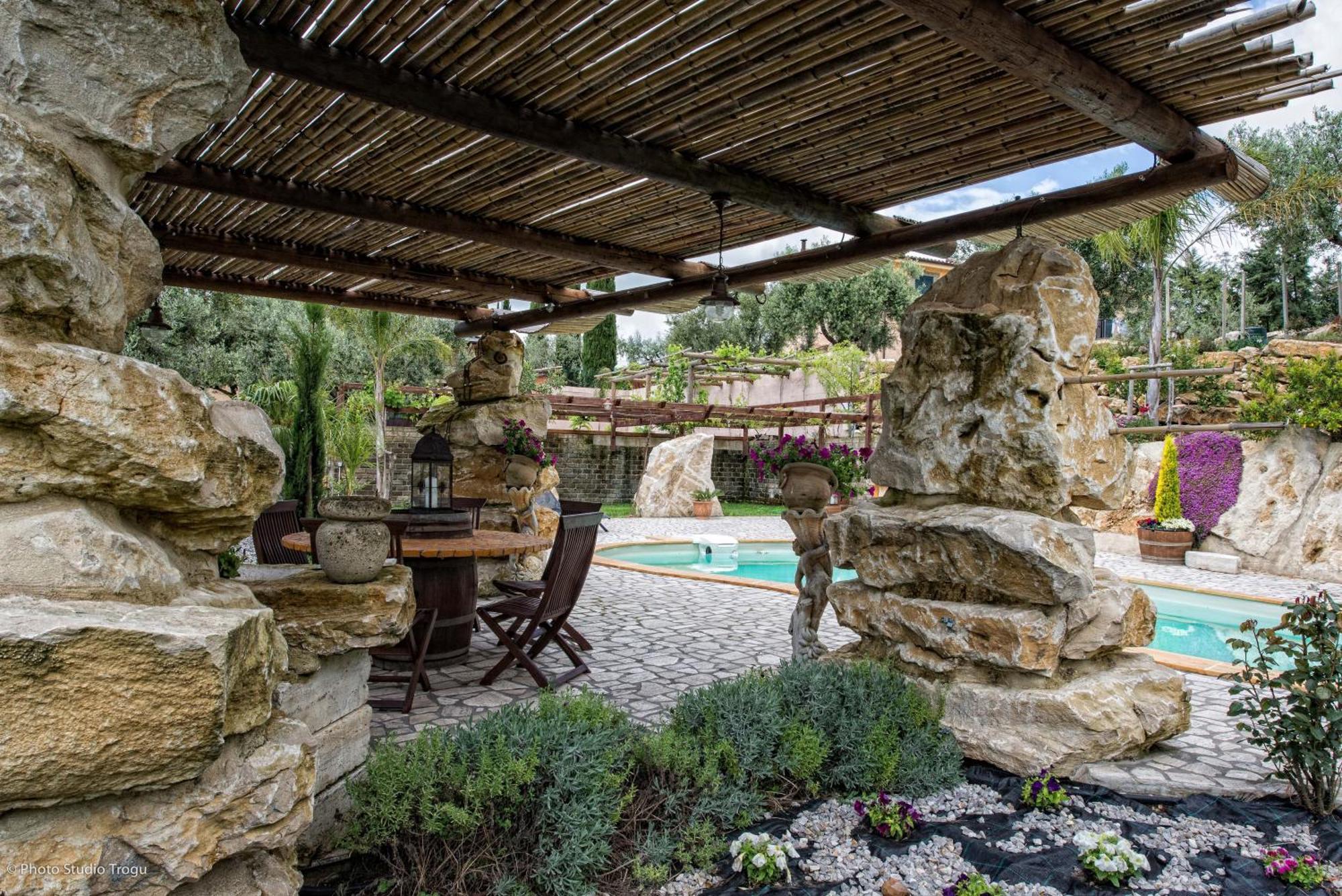 Il Giardino Dei Flintstones B&B Cerveteri Exterior photo